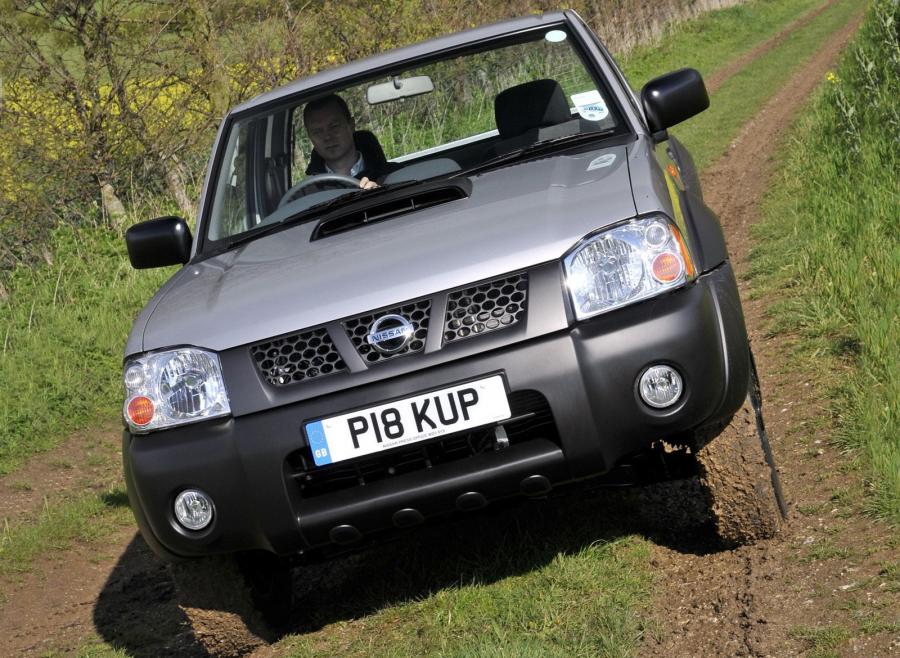  Nissan NP300 King Cab 2008 года  (UK) (фото 5 из 5)